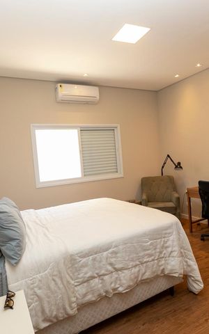 Casa de condomínio à venda com 260m², 3 quartos e 2 vagasQUARTO Nº 3 - SUITE