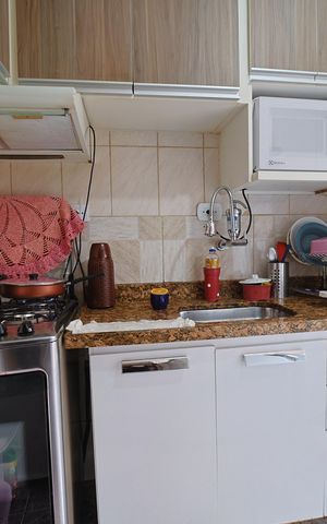 Casa à venda com 46m², 2 quartos e 1 vagaCozinha e Área de Serviço