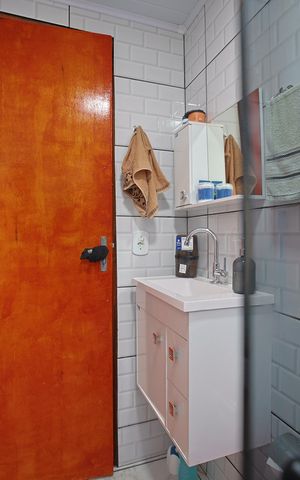 Casa à venda com 46m², 2 quartos e 1 vagaBanheiro