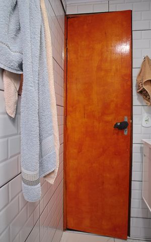 Casa à venda com 46m², 2 quartos e 1 vagaBanheiro