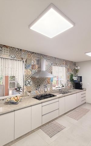Casa de condomínio para alugar com 400m², 3 quartos e 4 vagasCozinha