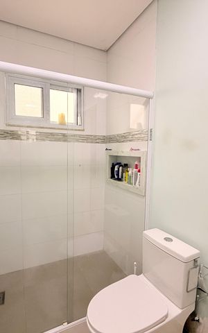 Casa de condomínio para alugar com 400m², 3 quartos e 4 vagasBanheiro da Suíte Master