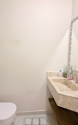 Casa de condomínio para alugar com 400m², 3 quartos e 4 vagasLavabo