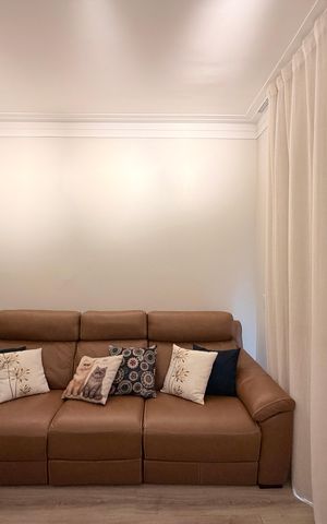 Casa de condomínio para alugar com 400m², 3 quartos e 4 vagasSala de TV