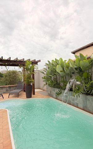 Casa de condomínio para alugar com 400m², 3 quartos e 4 vagasQuintal com piscina