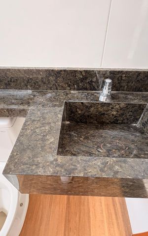 Apartamento à venda com 44m², 2 quartos e 1 vaga Apartamento à venda com 44m², 2 quartos e 1 vagaBanheiro da Suíte