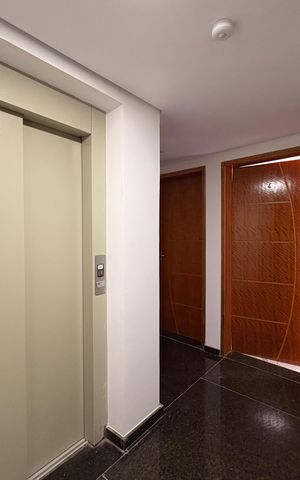 Apartamento à venda com 44m², 2 quartos e 1 vaga Apartamento à venda com 44m², 2 quartos e 1 vagaHall de entrada