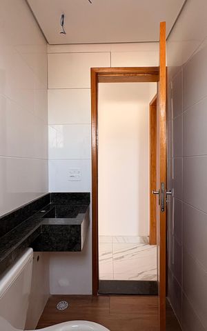 Apartamento à venda com 44m², 2 quartos e 1 vaga Apartamento à venda com 44m², 2 quartos e 1 vagaBanheiro