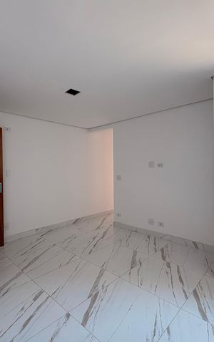 Apartamento à venda com 44m², 2 quartos e 1 vaga Apartamento à venda com 44m², 2 quartos e 1 vagaSala