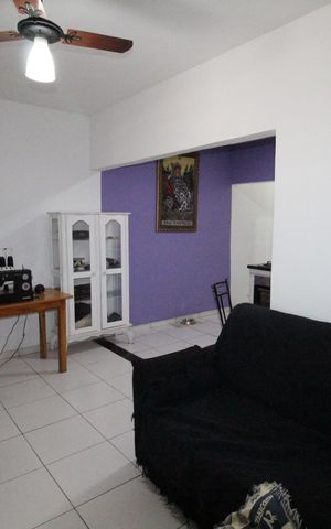 Casa para alugar com 143m², 2 quartos e 2 vagasSala