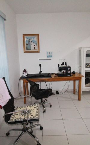 Casa para alugar com 143m², 2 quartos e 2 vagasSala