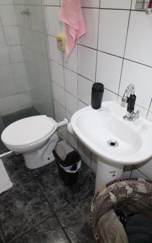 Casa para alugar com 143m², 2 quartos e 2 vagasBanheiro