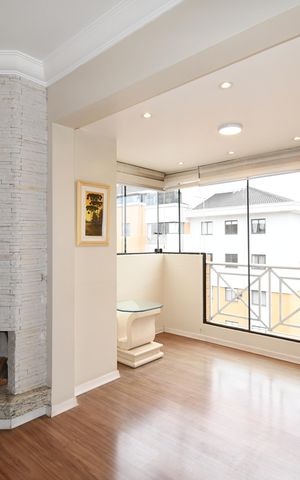 Apartamento à venda com 138m², 3 quartos e 3 vagasSala
