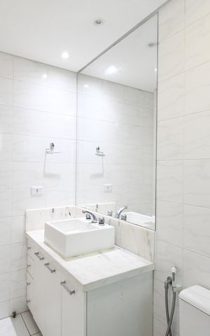 Apartamento à venda com 138m², 3 quartos e 3 vagasBanheiro da Suíte