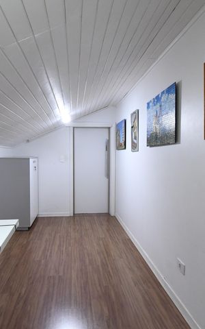 Apartamento à venda com 138m², 3 quartos e 3 vagasEscritório