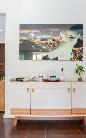 Apartamento à venda com 140m², 4 quartos e 3 vagas Apartamento à venda com 140m², 4 quartos e 3 vagasSala