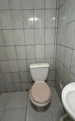 Casa para alugar com 44m², 1 quarto e sem vagaBanheiro