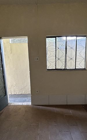 Casa para alugar com 44m², 1 quarto e sem vagaSala