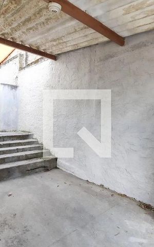 Casa à venda com 460m², 1 quarto e 1 vaga Casa à venda com 460m², 1 quarto e 1 vagaÁrea externa