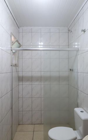 Casa à venda com 85m², 3 quartos e 2 vagasBanheiro da Suíte