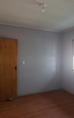 Casa à venda com 85m², 3 quartos e 2 vagasSuite