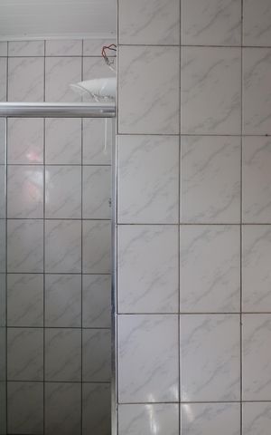 Casa à venda com 85m², 3 quartos e 2 vagasBanheiro