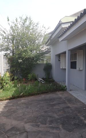 Casa à venda com 85m², 3 quartos e 2 vagasÁrea externa