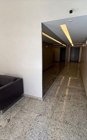 Apartamento à venda com 134m², 3 quartos e 3 vagas Apartamento à venda com 134m², 3 quartos e 3 vagasHall de entrada