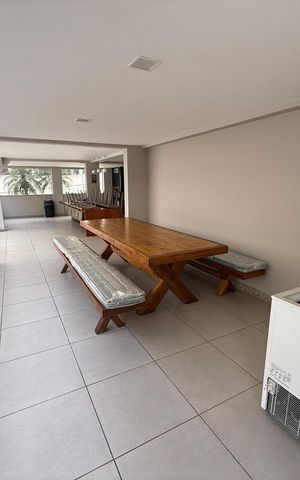 Apartamento à venda com 134m², 3 quartos e 3 vagas Apartamento à venda com 134m², 3 quartos e 3 vagasÁrea comum - Salão de festas