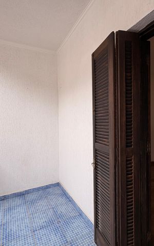 Casa à venda com 140m², 3 quartos e 2 vagas Casa à venda com 140m², 3 quartos e 2 vagasSacada