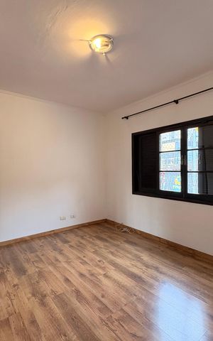 Casa à venda com 140m², 3 quartos e 2 vagas Casa à venda com 140m², 3 quartos e 2 vagasQuarto 1