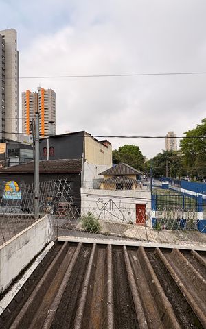 Casa à venda com 140m², 3 quartos e 2 vagas Casa à venda com 140m², 3 quartos e 2 vagasVista do quarto 1