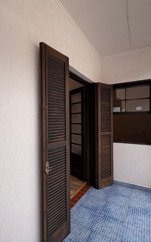 Casa à venda com 140m², 3 quartos e 2 vagas Casa à venda com 140m², 3 quartos e 2 vagasSacada