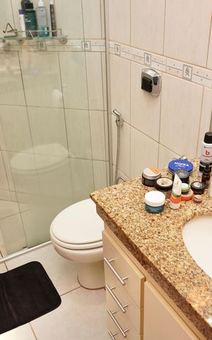 Apartamento à venda com 110m², 3 quartos e 1 vaga Apartamento à venda com 110m², 3 quartos e 1 vagaSuíte - Banheiro