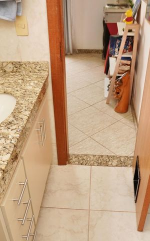 Apartamento à venda com 110m², 3 quartos e 1 vaga Apartamento à venda com 110m², 3 quartos e 1 vagaBanheiro Social 2