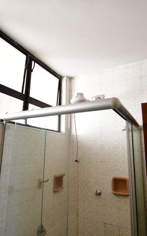 Apartamento à venda com 115m², 2 quartos e sem vagaBanheiro