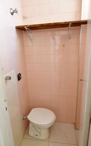 Apartamento à venda com 115m², 2 quartos e sem vagaBanheiro de serviço
