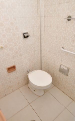 Apartamento à venda com 115m², 2 quartos e sem vagaBanheiro
