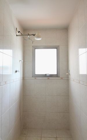 Casa à venda com 170m², 3 quartos e 2 vagas Casa à venda com 170m², 3 quartos e 2 vagasBanheiro da Suíte 1
