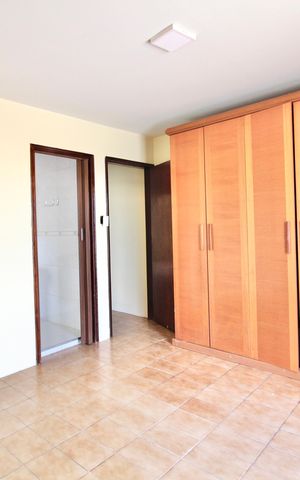 Casa à venda com 170m², 3 quartos e 2 vagas Casa à venda com 170m², 3 quartos e 2 vagasQuarto 2