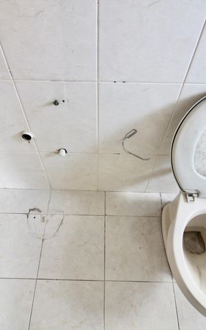 Casa à venda com 170m², 3 quartos e 2 vagas Casa à venda com 170m², 3 quartos e 2 vagasBanheiro da Suíte 1