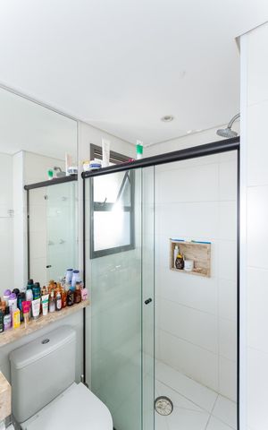 Apartamento para alugar com 90m², 3 quartos e 2 vagas Apartamento para alugar com 90m², 3 quartos e 2 vagasBanheiro do quarto 3 Suíte