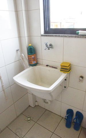 Apartamento para alugar com 108m², 2 quartos e 1 vagaÁrea de Serviço