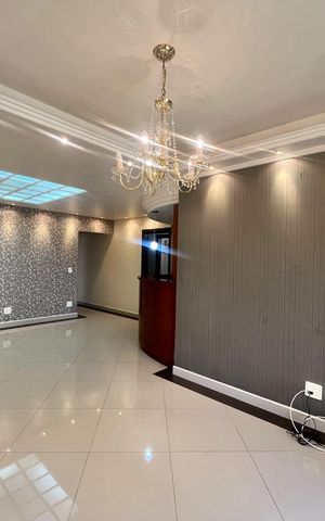 Apartamento para alugar com 120m², 3 quartos e 1 vagaSala