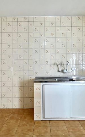 Casa para alugar com 55m², 1 quarto e sem vaga Casa para alugar com 55m², 1 quarto e sem vagaCozinha