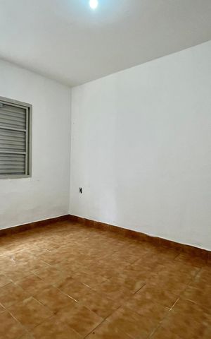 Casa para alugar com 55m², 1 quarto e sem vaga Casa para alugar com 55m², 1 quarto e sem vagaQuarto