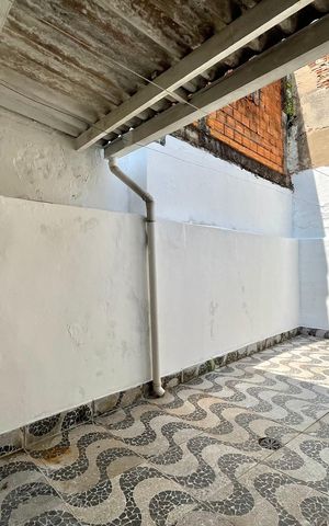 Casa para alugar com 55m², 1 quarto e sem vaga Casa para alugar com 55m², 1 quarto e sem vagaQuintal