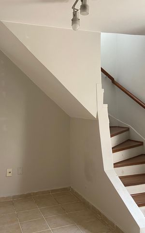 Casa para alugar com 100m², 3 quartos e 2 vagas