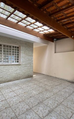 Casa para alugar com 100m², 3 quartos e 2 vagas