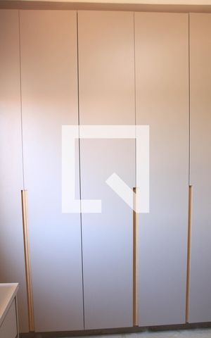 Apartamento à venda com 63m², 2 quartos e 1 vagaQuarto 02